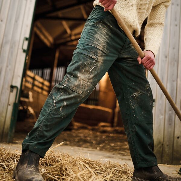 New action trousers Thumbnail